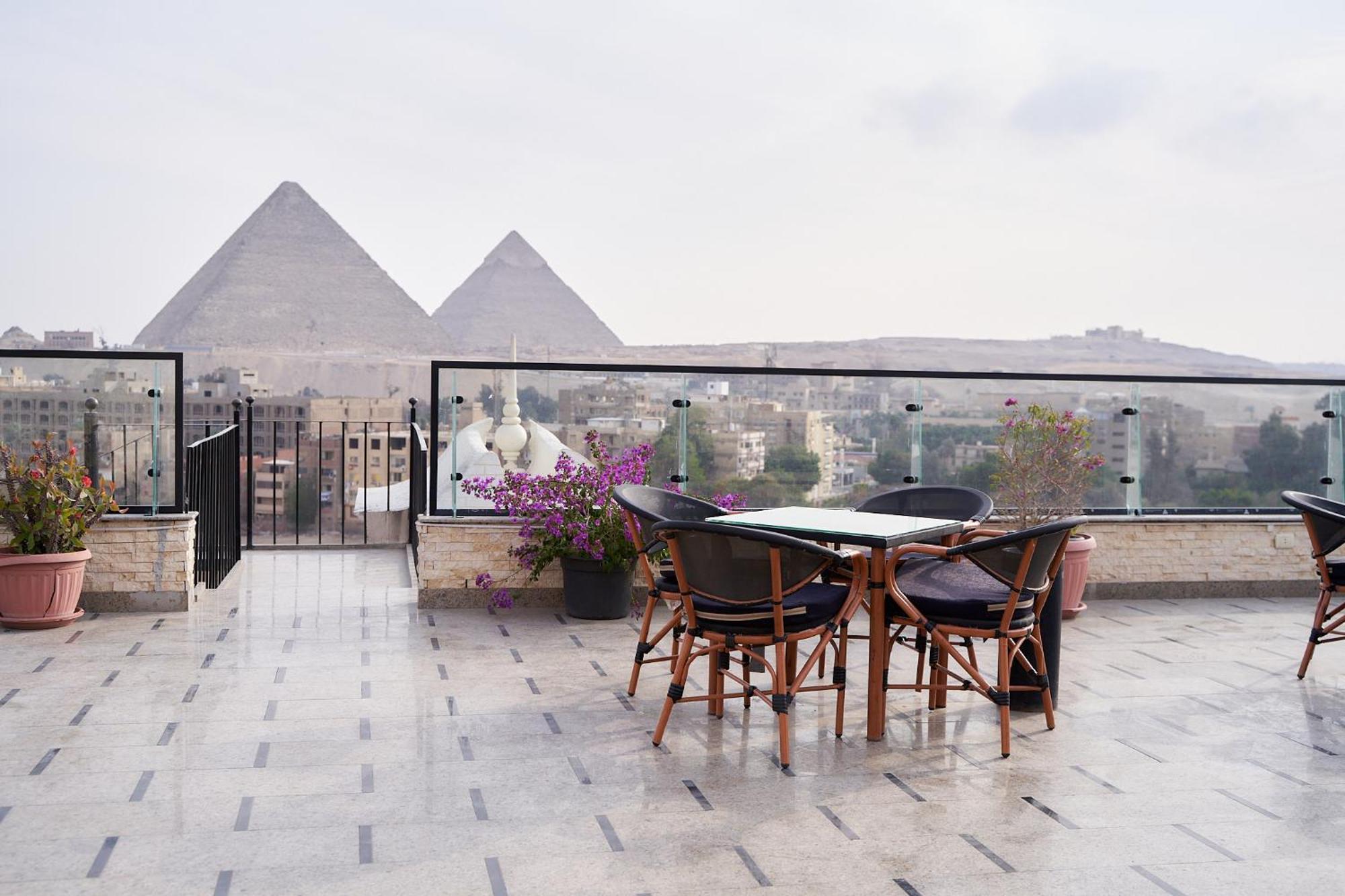 New Top Pyramids Hotel Kairo Bagian luar foto