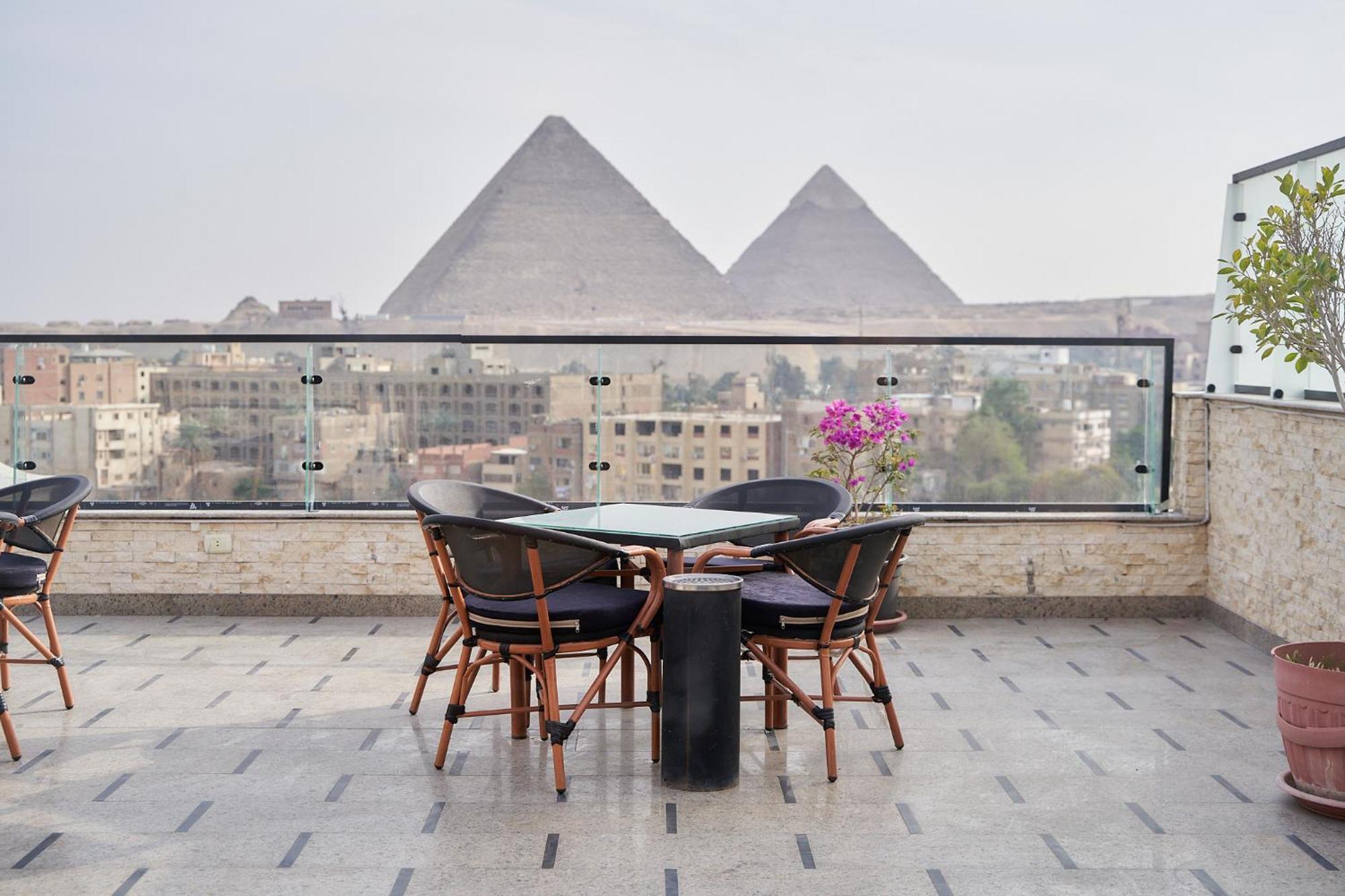 New Top Pyramids Hotel Kairo Bagian luar foto